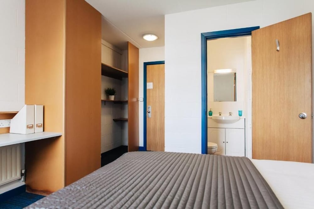 DCU Rooms Glasnevin 27/74