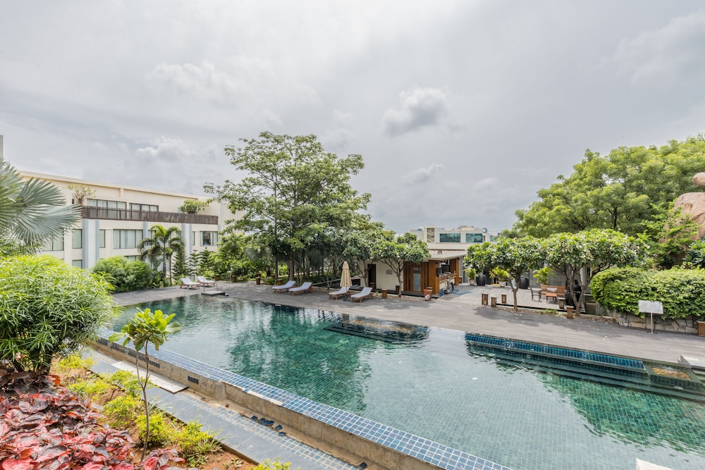 HYATT HYDERABAD GACHIBOWLI 3/71