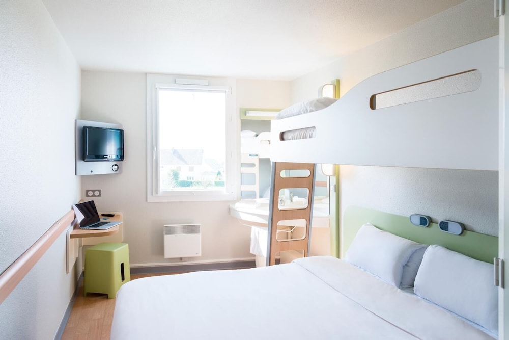 Ibis Budget Clermont Ferrand - Le Brezet - Aeroport 3/48