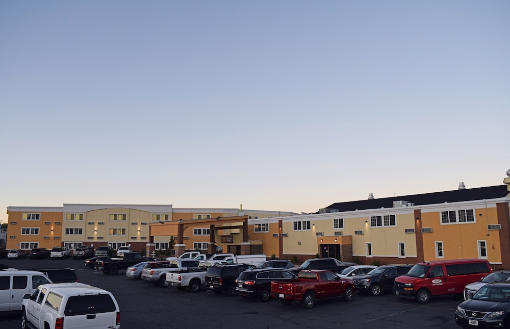 Rock Springs Green River Hotel 4/39