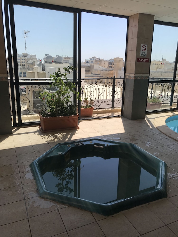 Windsor Hotel Sliema 25/51