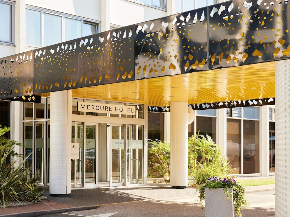 Mercure Northampton 3/63