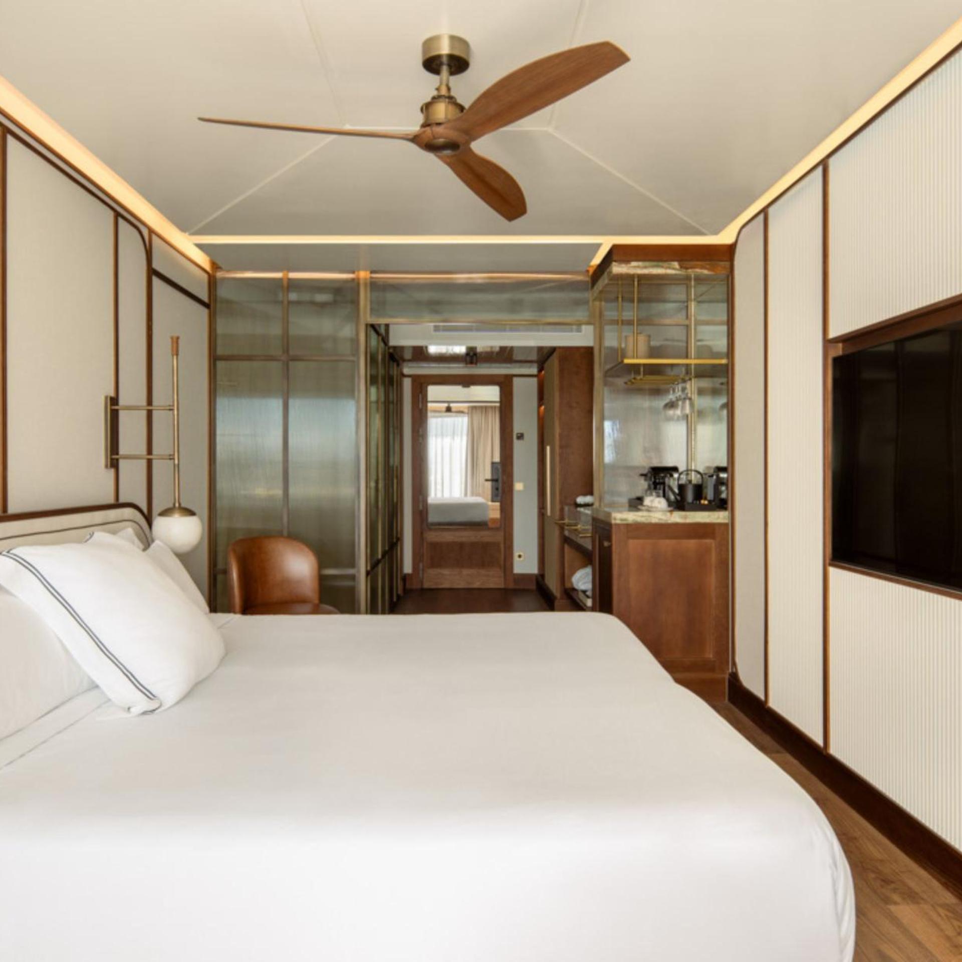 Swim Up, Deluxe, Double Bed