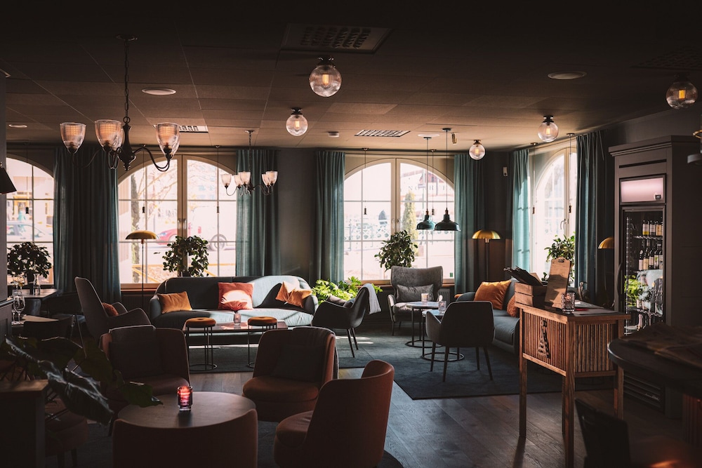 Atellet Hotell 25/44