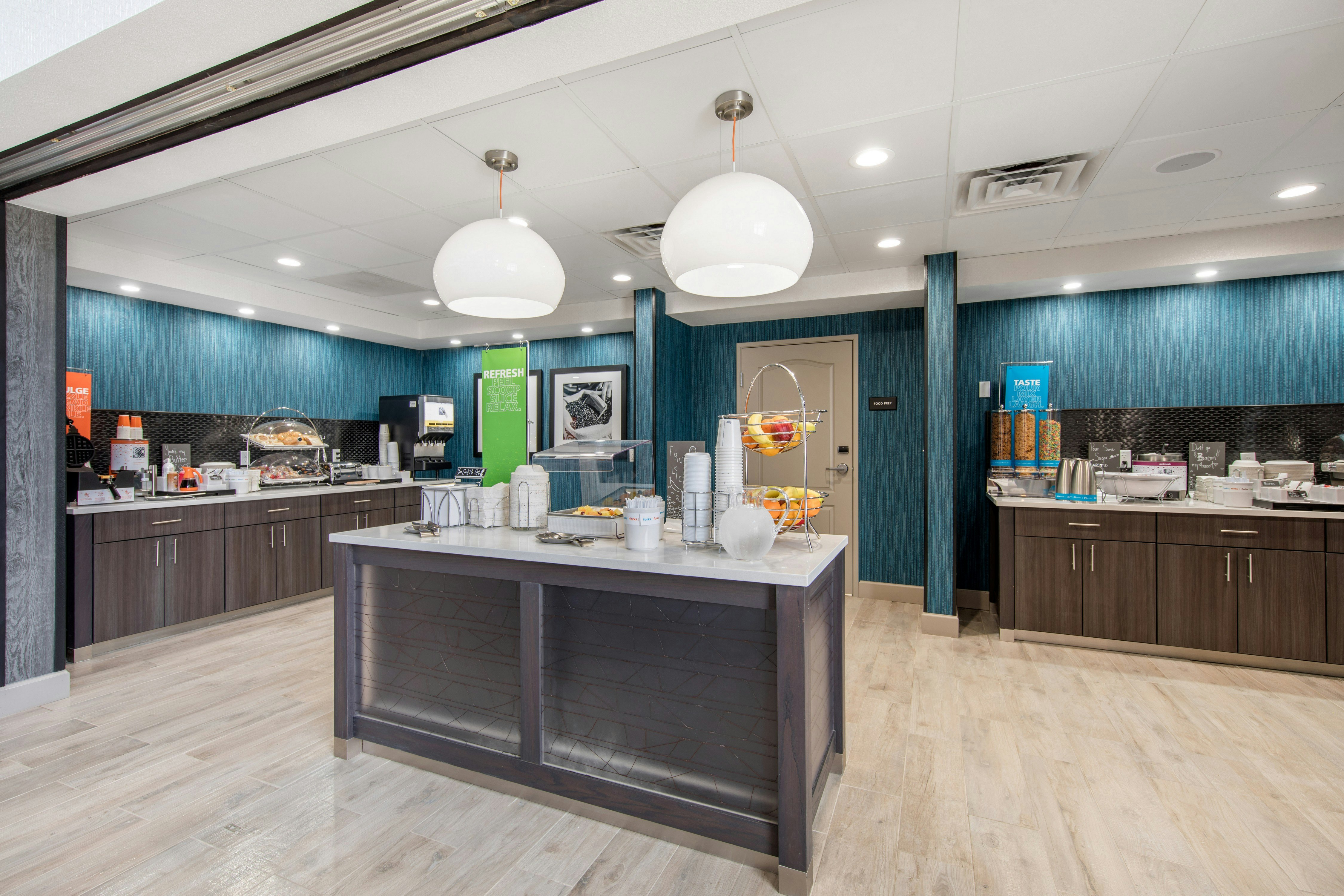 Hampton Inn and Suites Ruidoso Downs 3/37