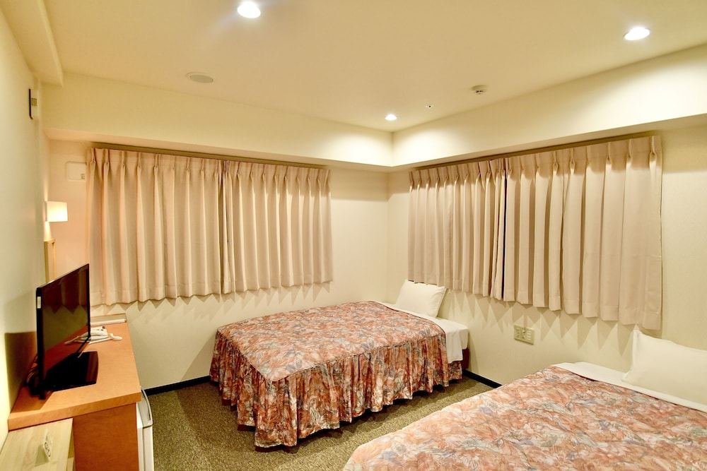 Himeji Ekimae Universal Hotel Minamiguchi 7/27
