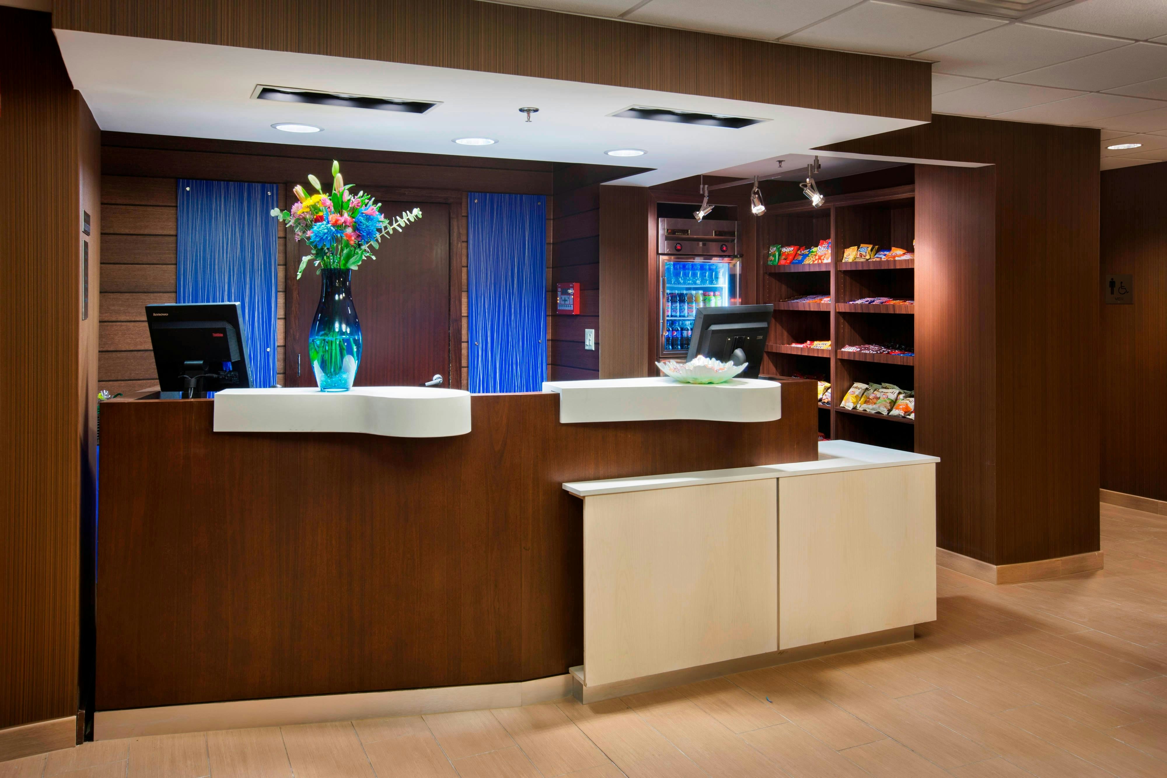 Lobby at Fairfield Inn East Rutherford Meadowlands, EAST RUTHERFORD - NJ