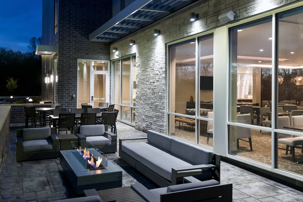 SpringHill Suites by Marriott Indianapolis Westfield 7/38