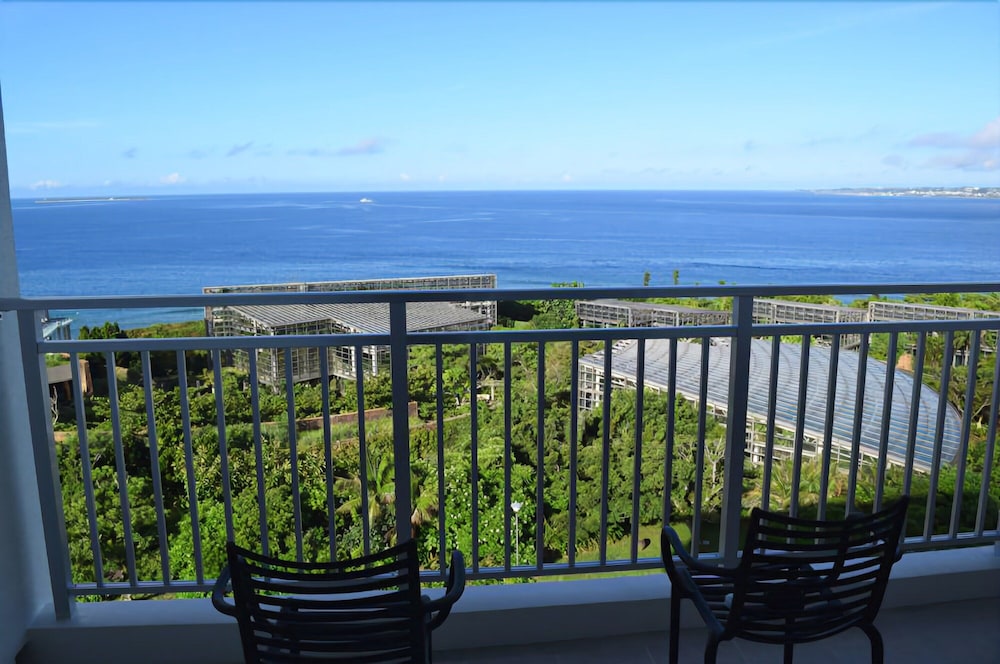 Wisteria Condominium Resort 44/50