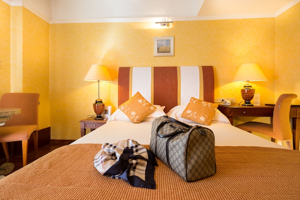 BIO BOUTIQUE HOTEL XU' 25/72