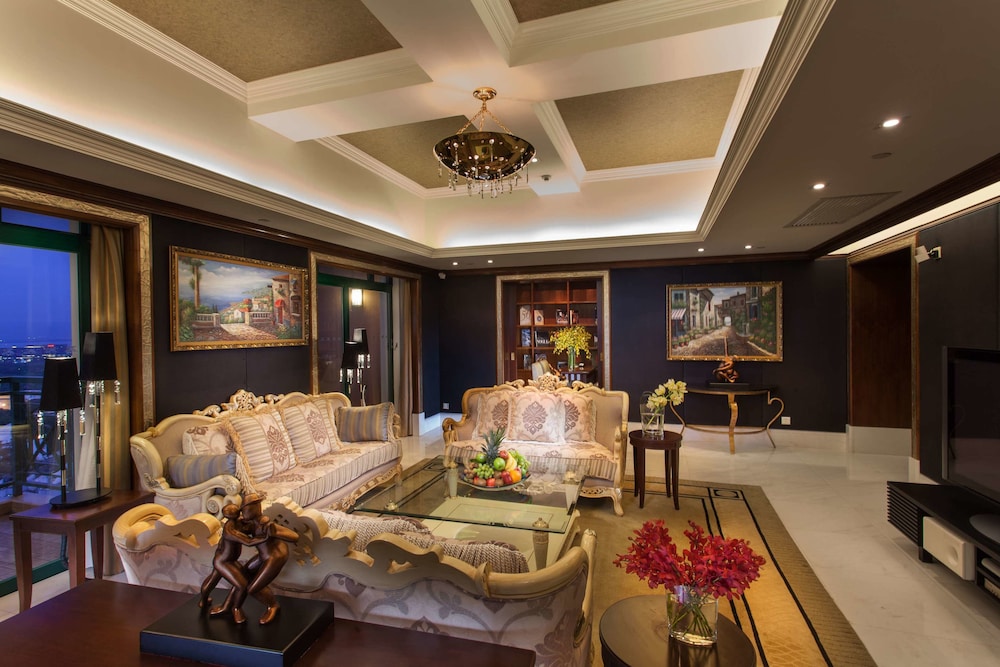 Hotel Indigo Shenzhen Overseas Chinese Town an IHG Hotel 59/78