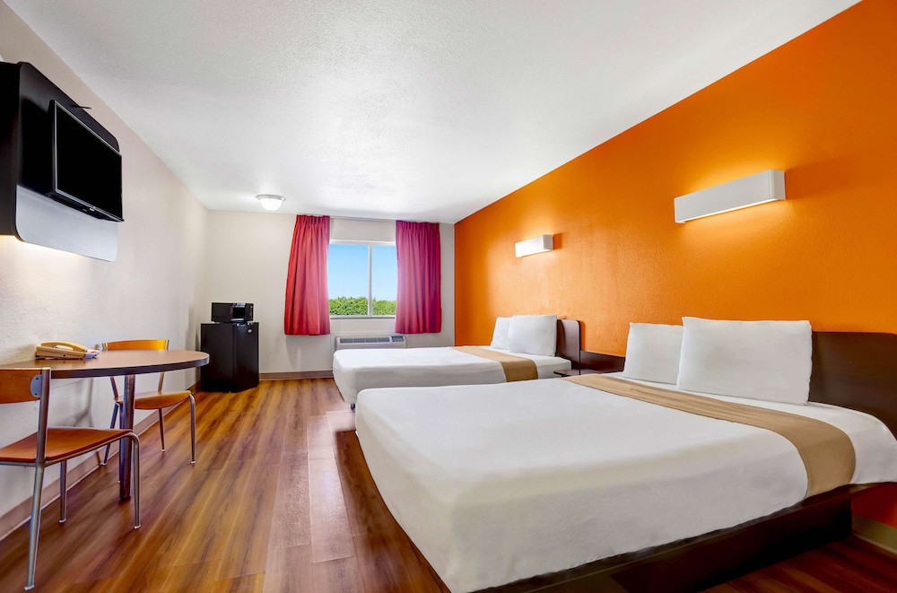 Americas Best Value Inn Apache Junction 16/56