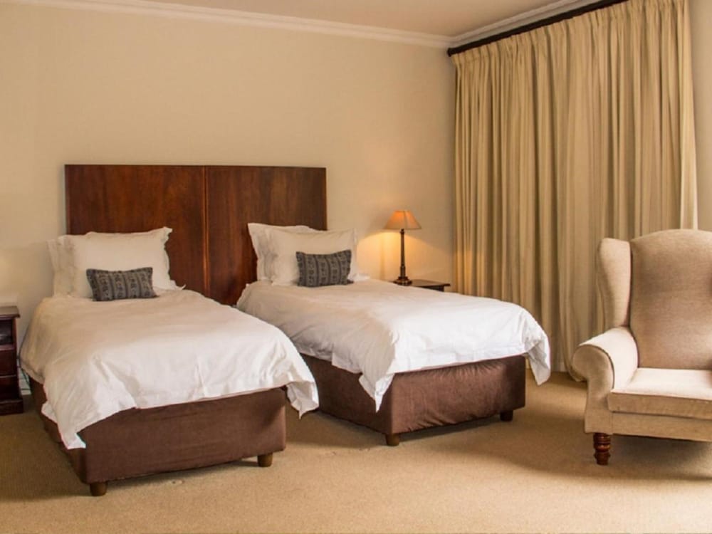 Redlands Hotel 8/50
