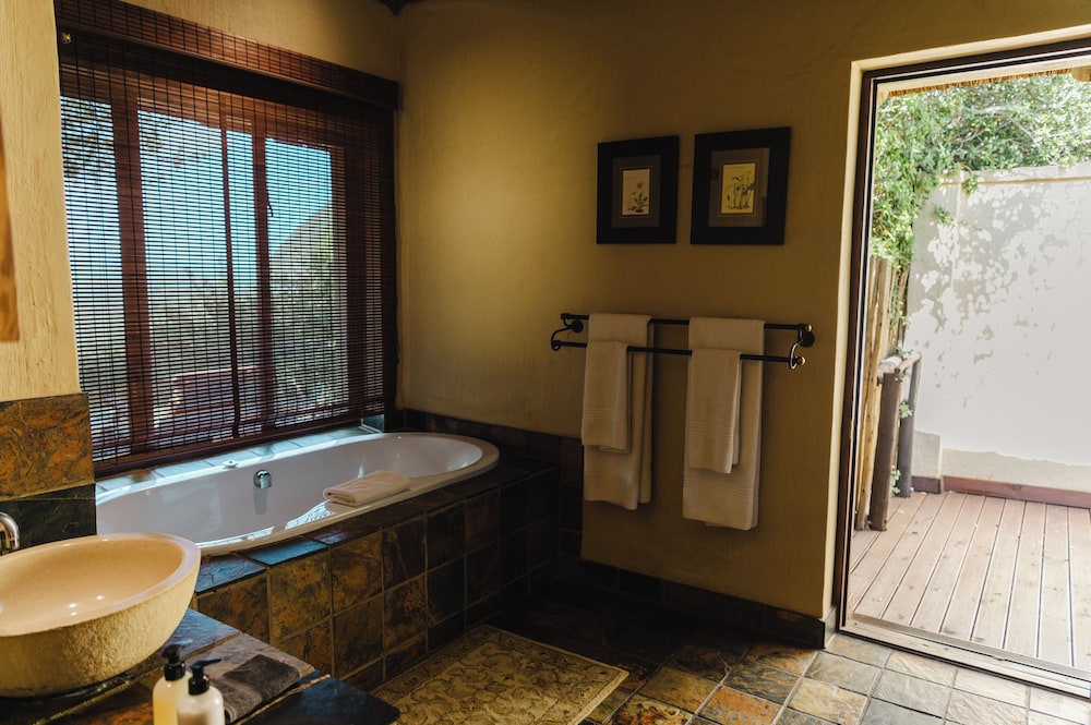 Hitgeheim Country Lodge Eco Reserve 50/50