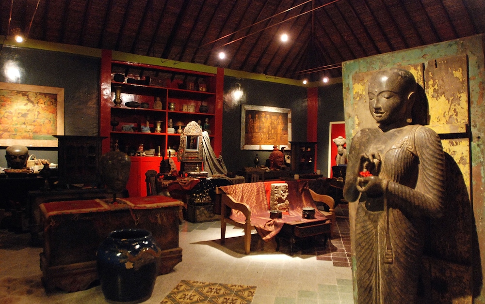 Beach Villas Lombok 63/80
