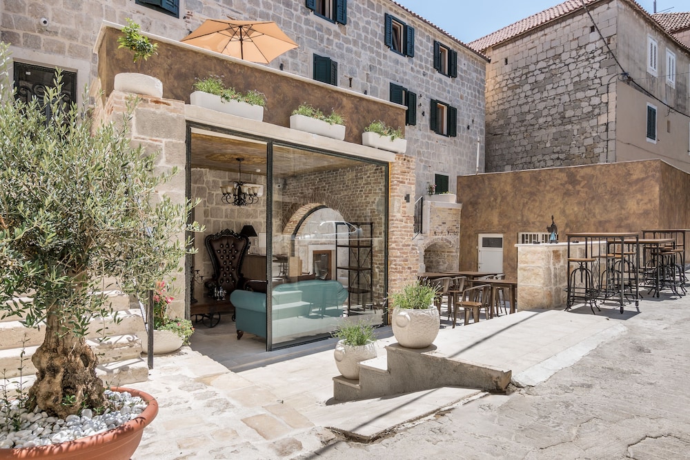 Heritage Palace Varos - MAG Quaint & Elegant Boutique Hotels 74/81