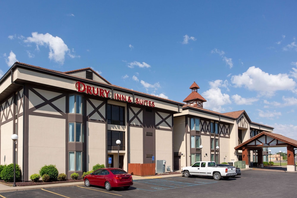 Drury Inn and Suites Hayti Caruthersville 30/34