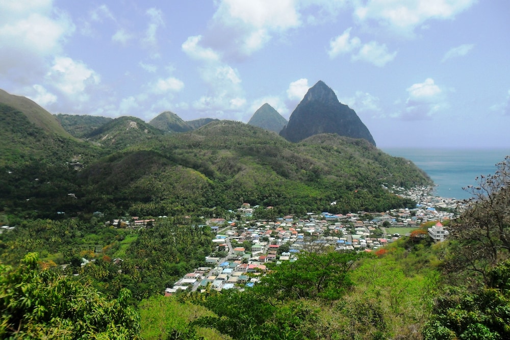 La Haut Resort 34/50