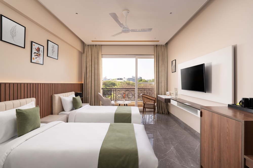 Foxtrail, Sector 42 - AM Hotel Kollection 17/58