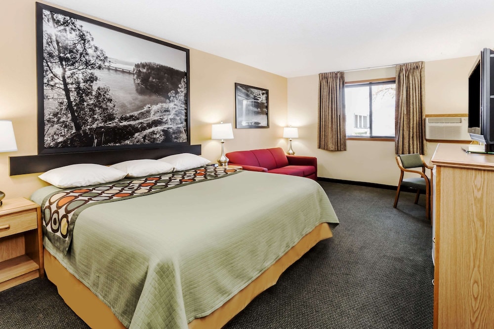 Super 8 by Wyndham Ottawa Starved Rock 14/47