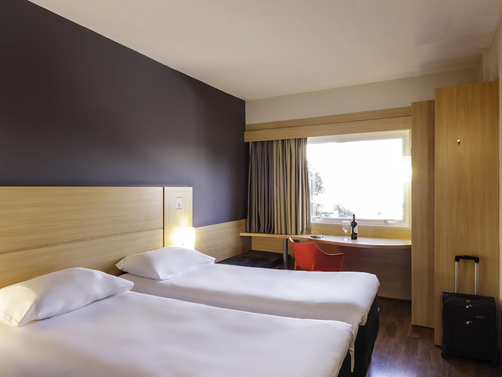 Ibis Sao Jose Dos Campos Dutra 13/50