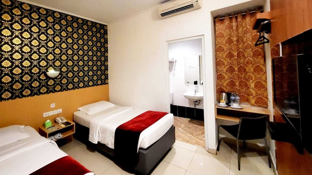 SUPERIOR, TWIN BEDS