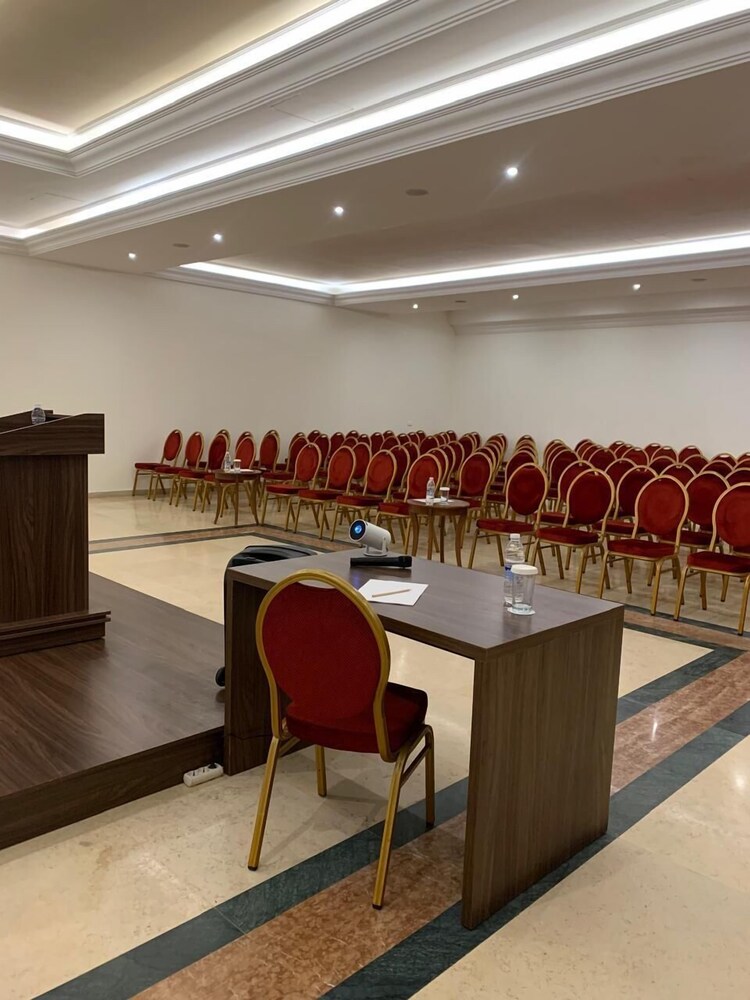 PRESIDENT HOTEL JOUNIEH 20/30