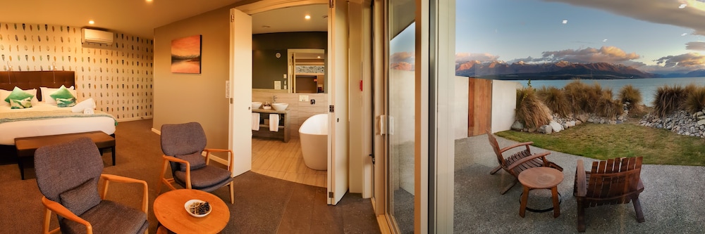 Lakestone Lodge 7/38