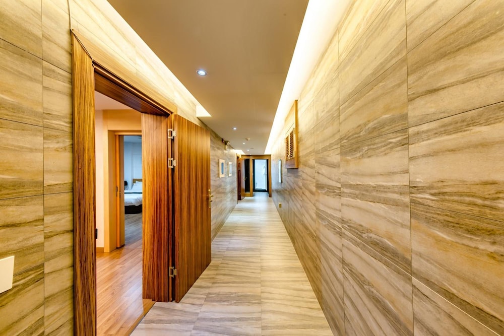 Hs Tourist Hotel 29/56