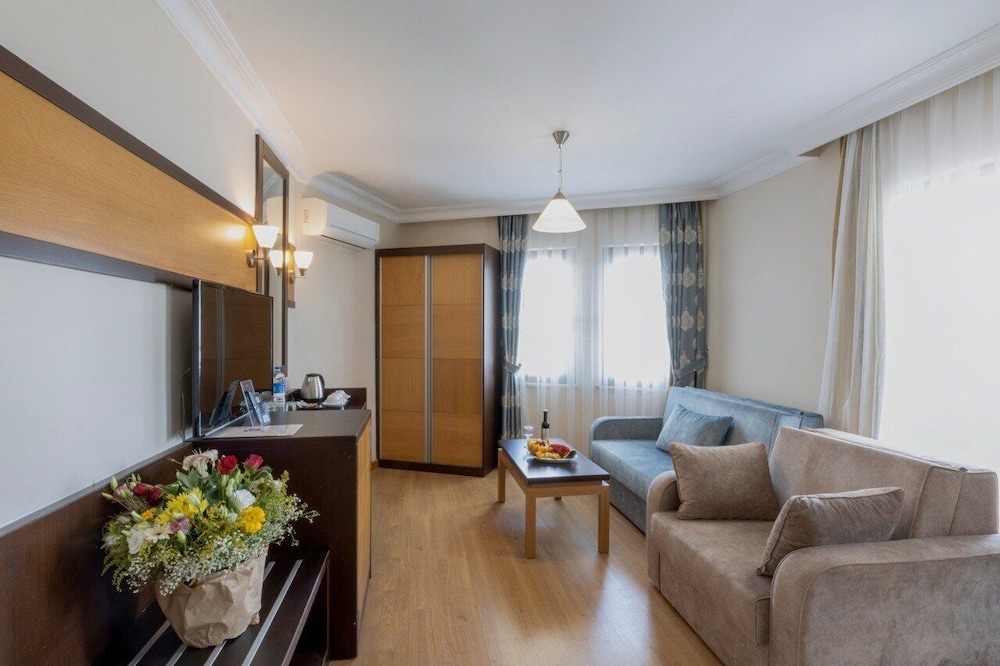Kandelor Hotel 49/72