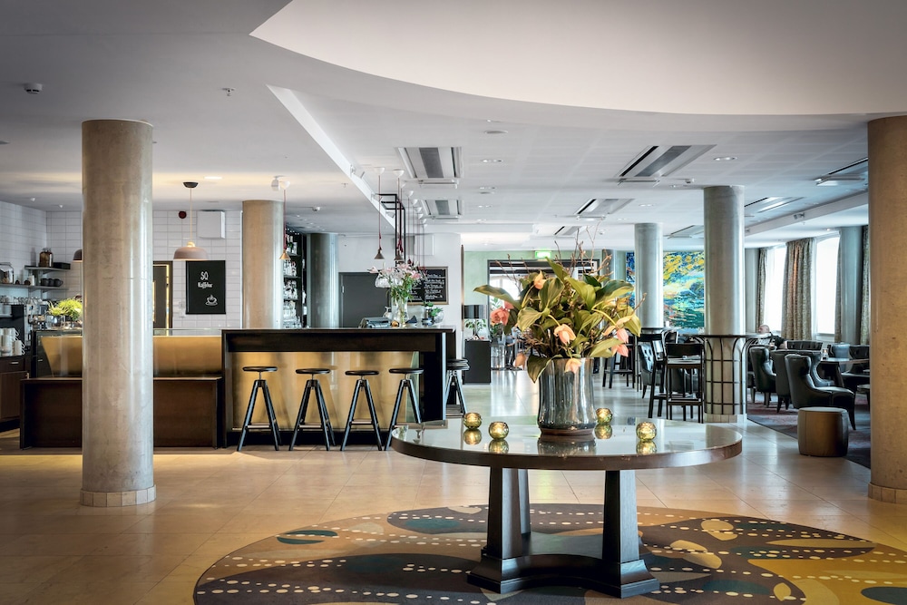 Elite Hotel Marina Tower 56/67