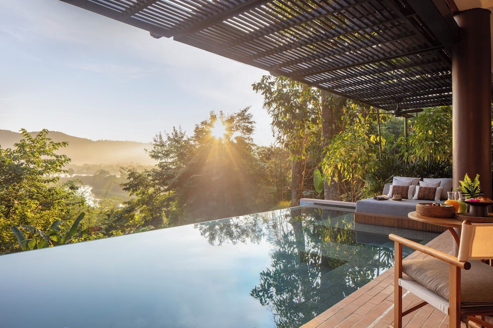 Anantara Golden Triangle Elephant Camp Resort 37/82