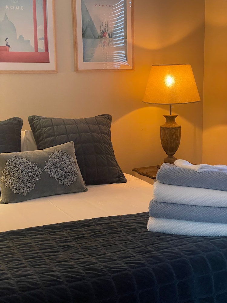 Cocknbull Boutique Hotel 18/50