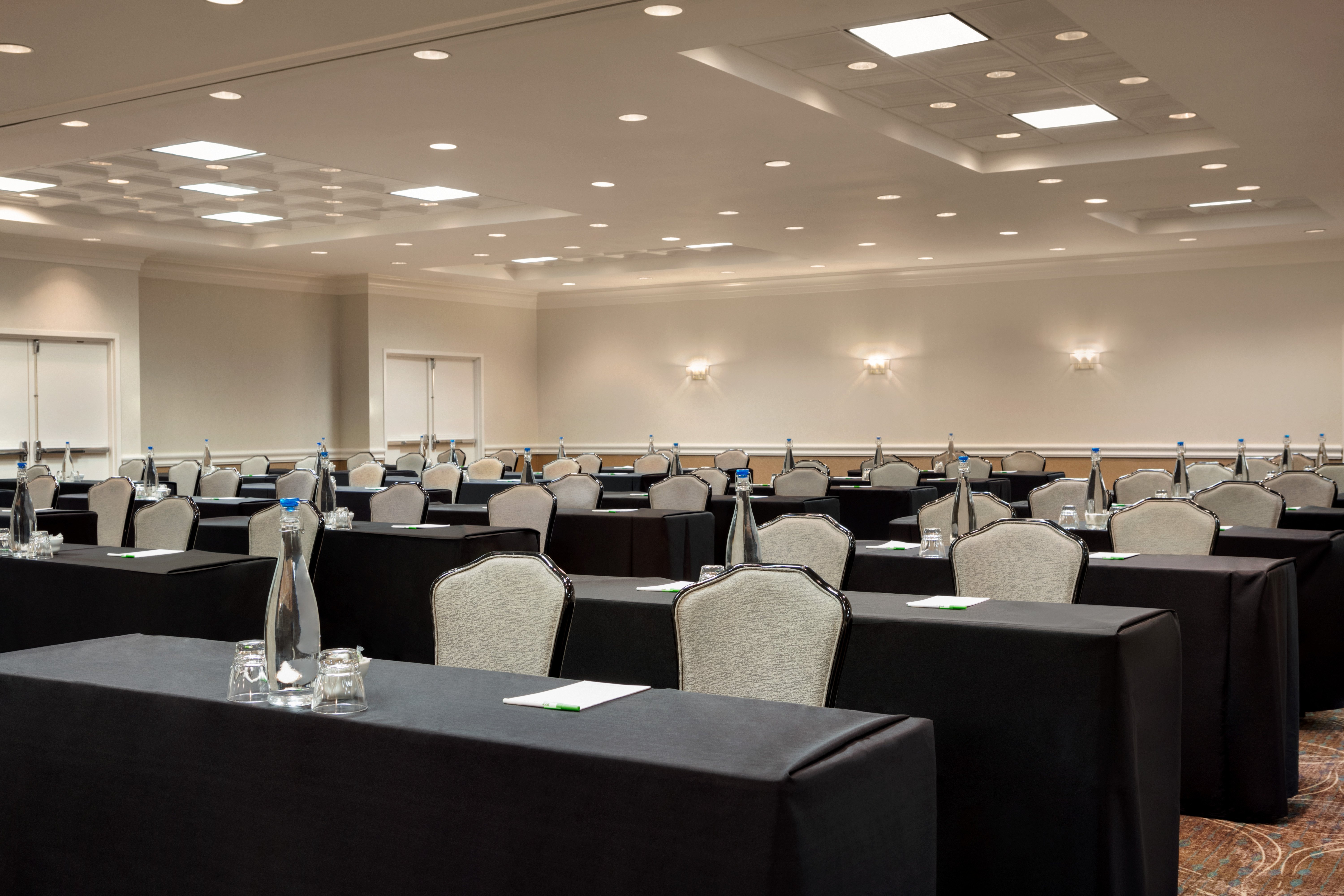 Holiday Inn Washington Dulles Intl Airport 23/33