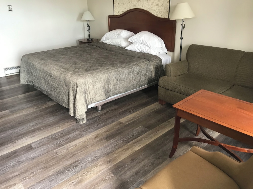 Rainbow Motor Inn - By The Falls 19/62
