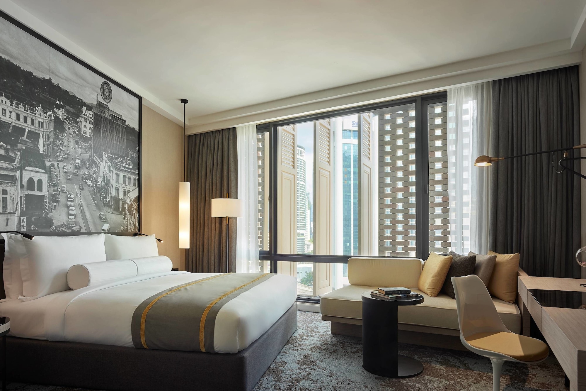Room at Hotel Stripes Kuala Lumpur Autograph Collection, KUALA LUMPUR