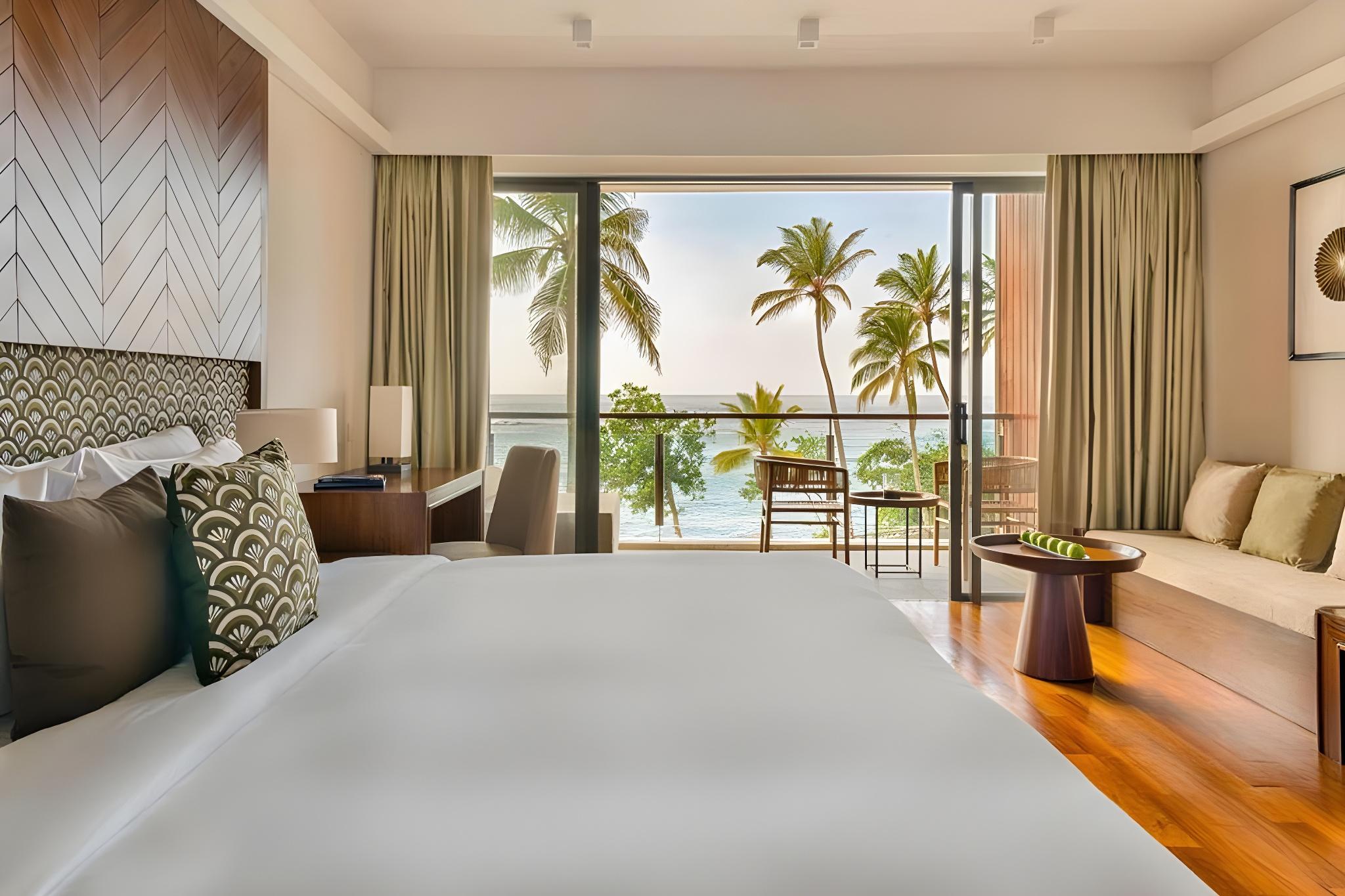 SIGNATURE ROOM