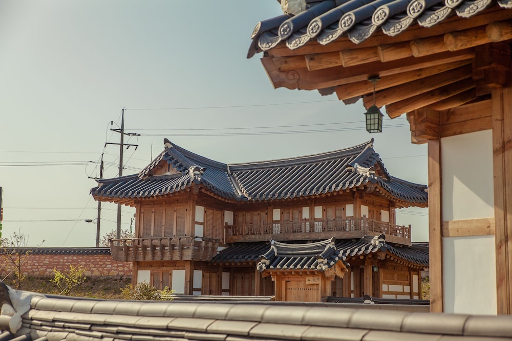 Youngsanjae Hanok Hotel 14/44