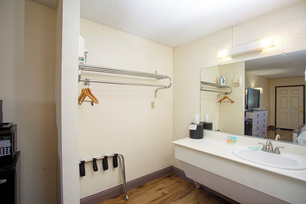 Baymont by Wyndham Susanville 50/50
