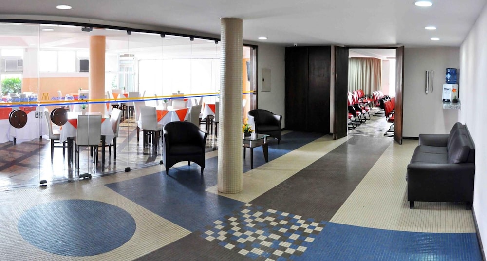 ANTONIUS IMPERIAL HOTEL 33/39