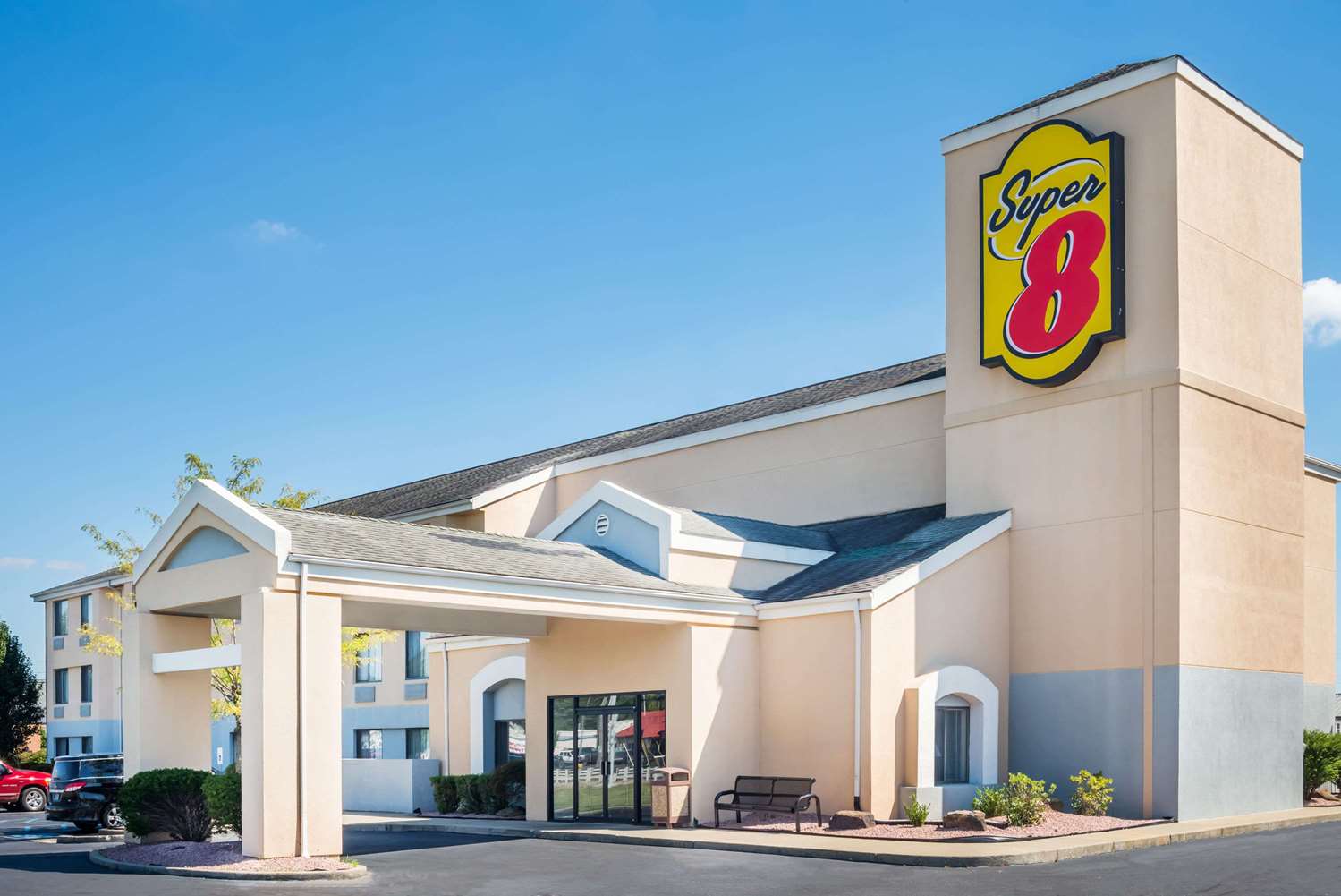 Super 8 by Wyndham Jasper 22/26