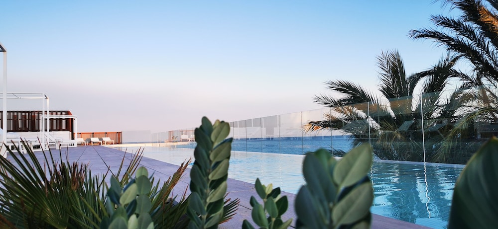 Hotel Tropical Gava Mar 48/50
