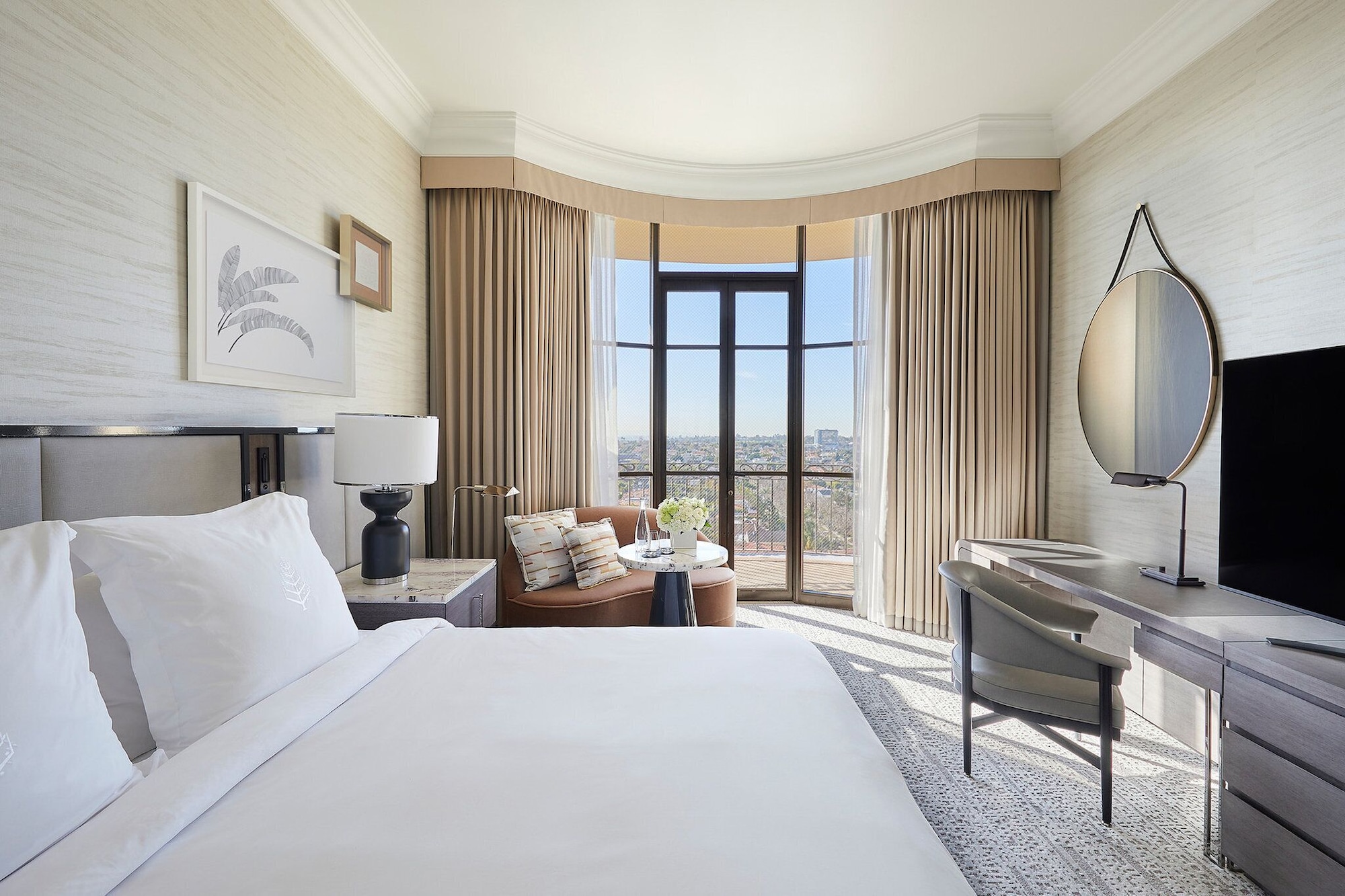 SIGNATURE, KING BED, BALCONY