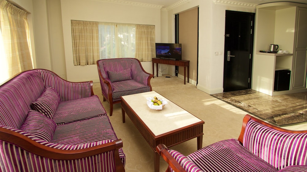 Belle Vue Hotel And Spa 45/62