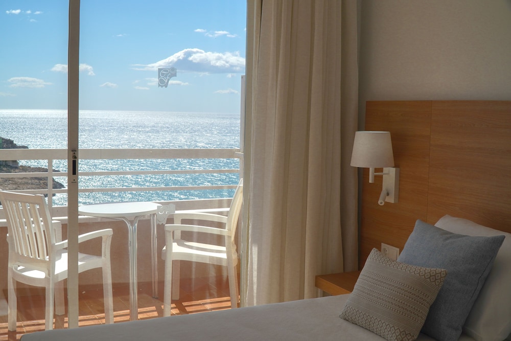 Hotel Cala Font 29/41