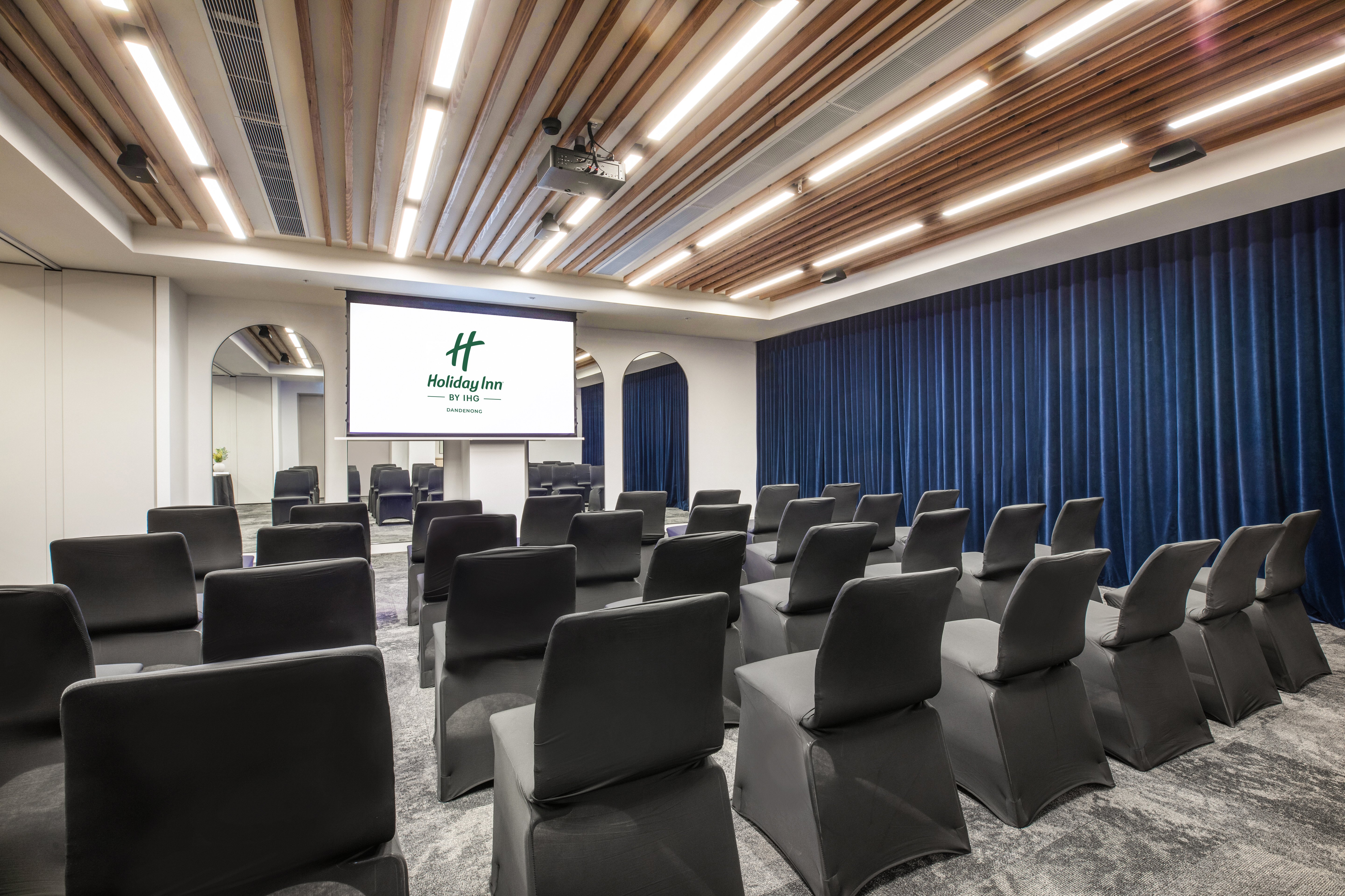 Holiday Inn Dandenong an IHG Hotel 37/50