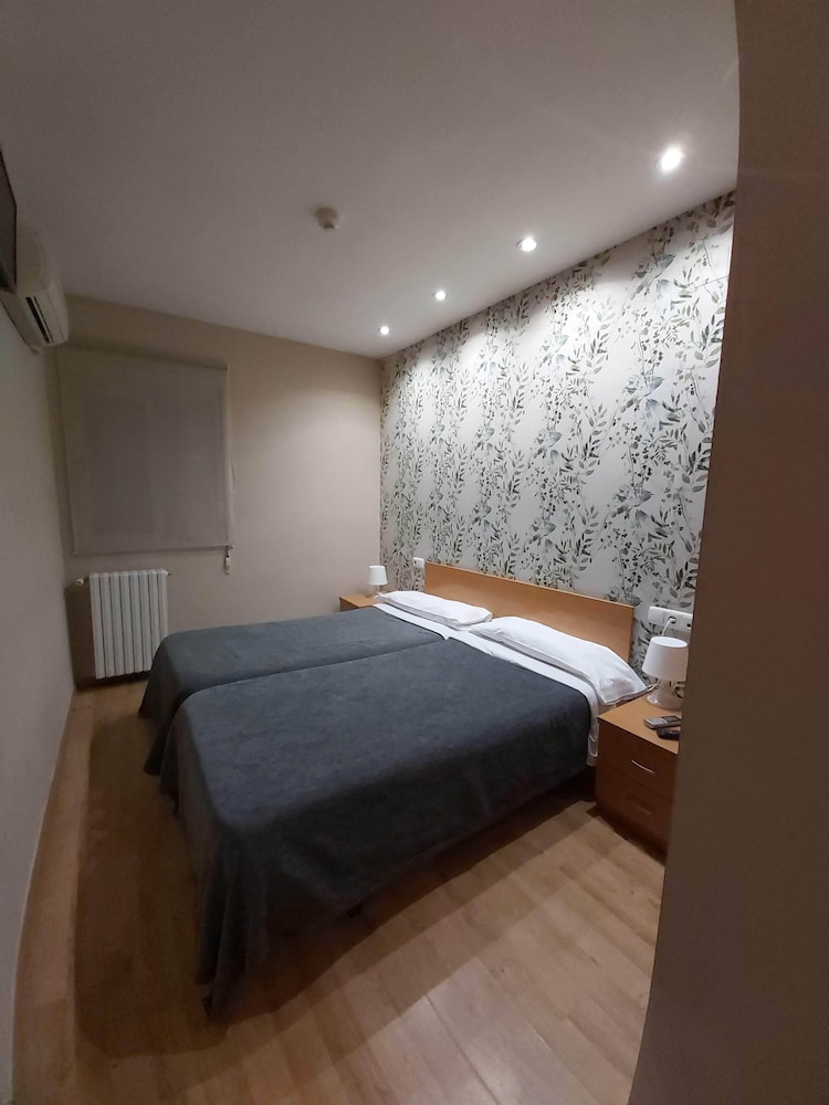 Hotel 139 30/63