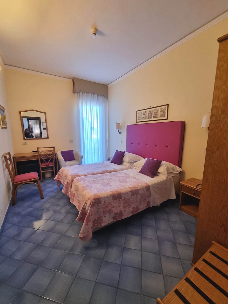 Hotel Girasole 18/55