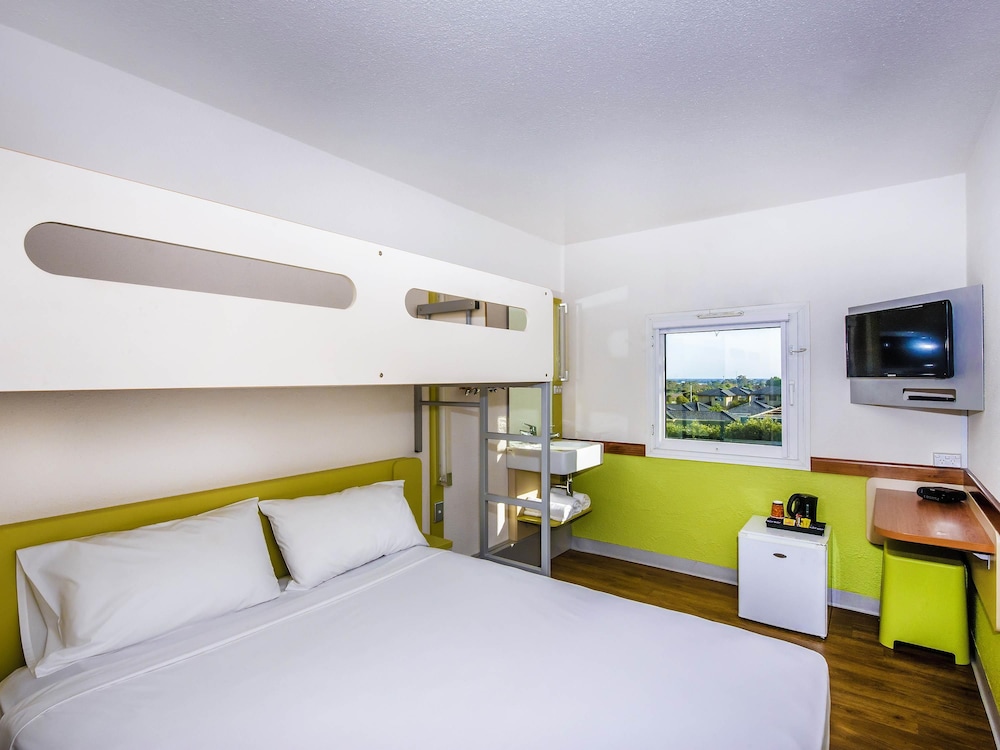 Ibis Budget Dandenong 21/65