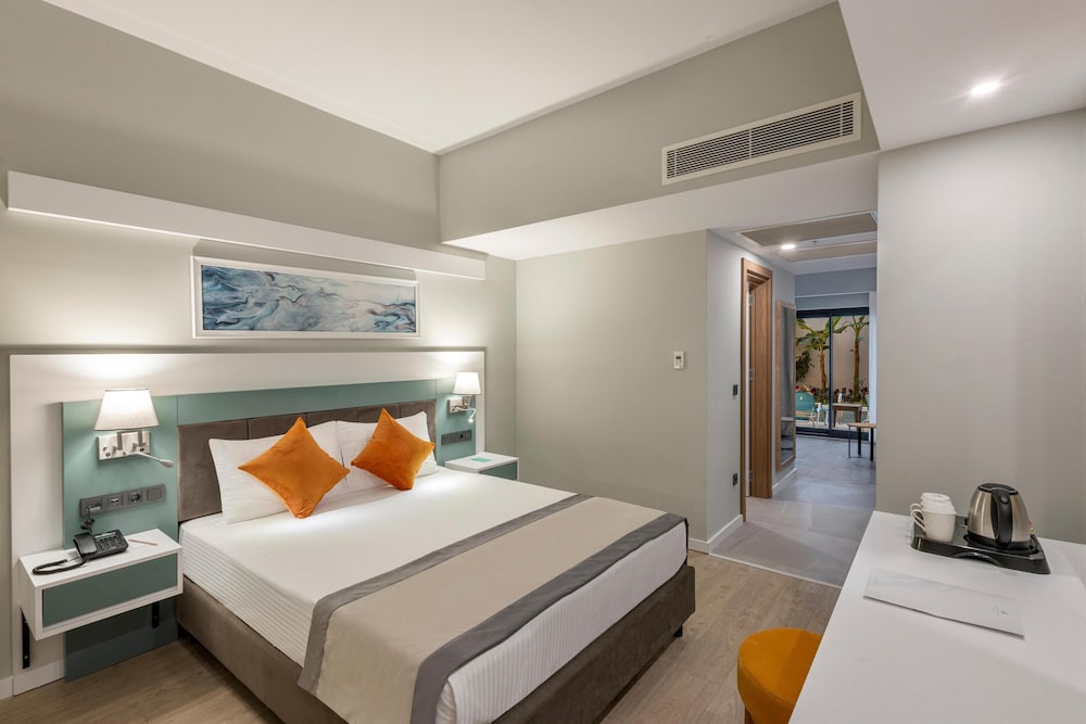 Arcanus Hotels Trendline Side 13/50
